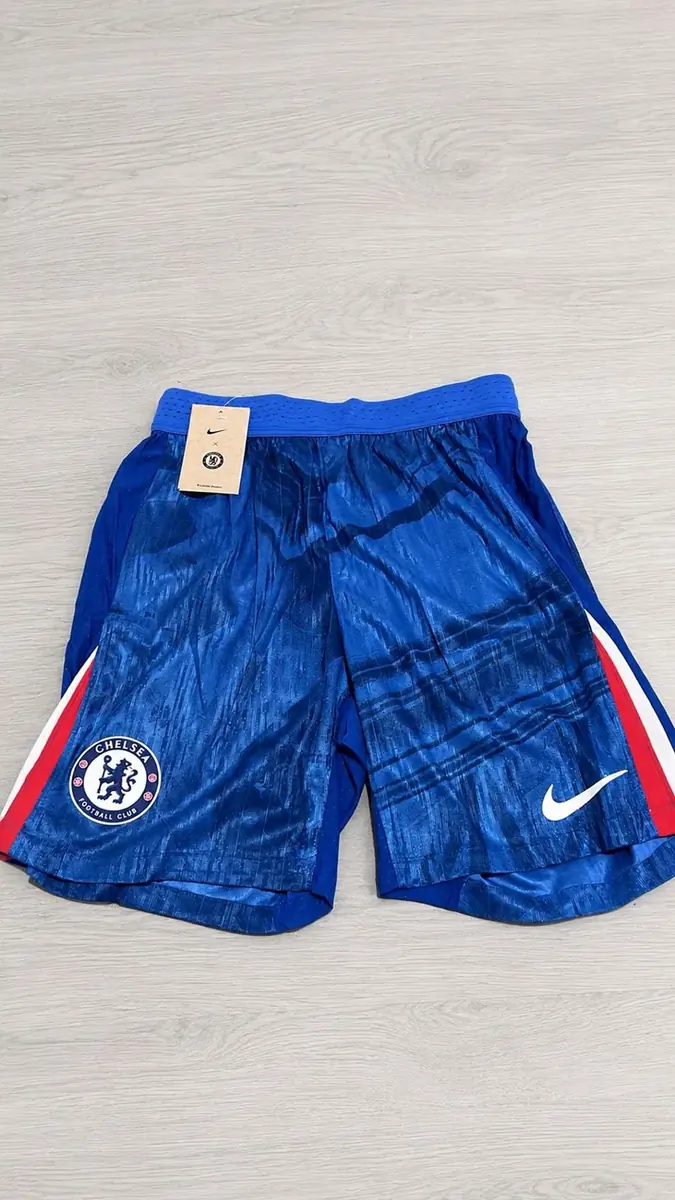 Short Chelsea